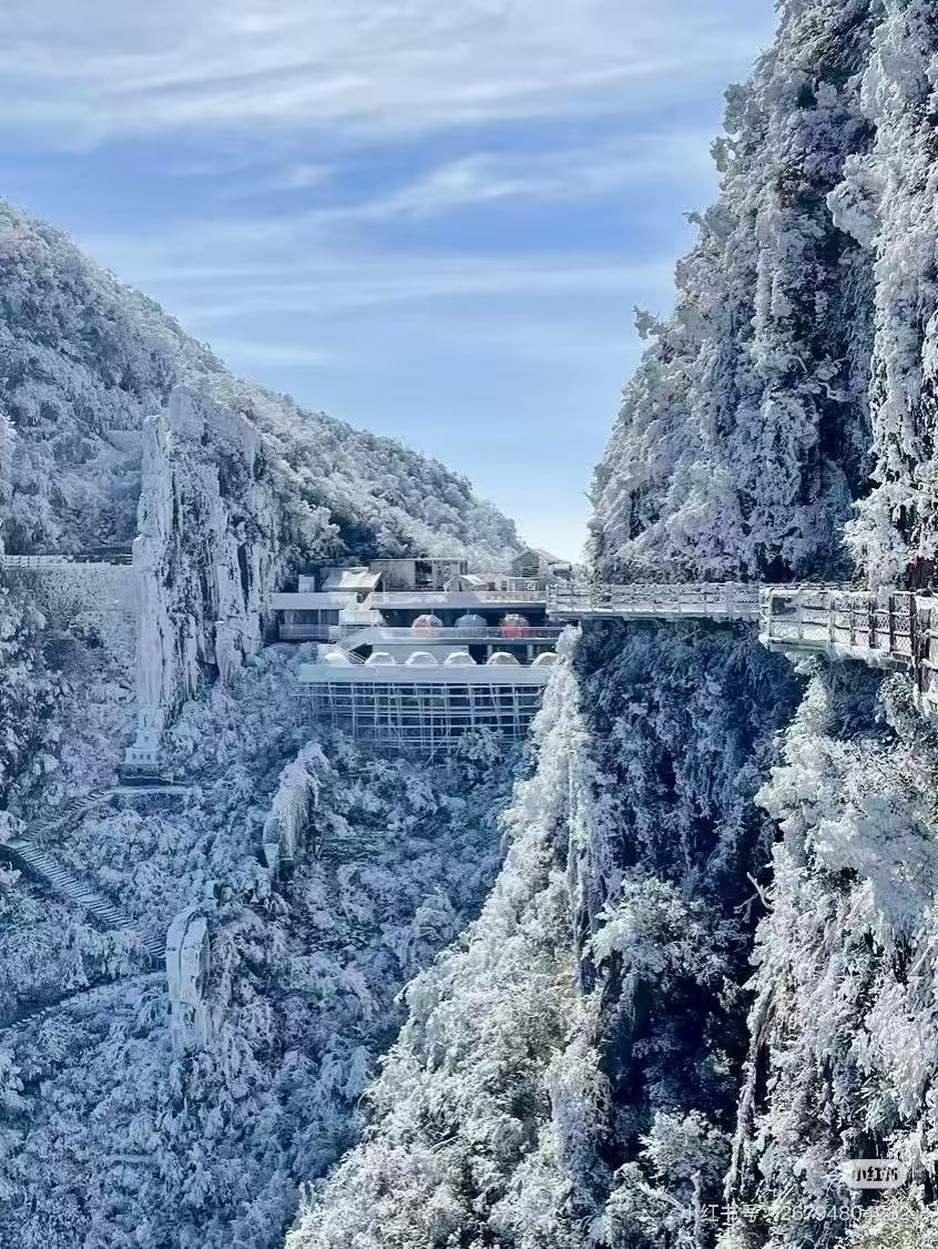 郴州旅游租車/包車53座